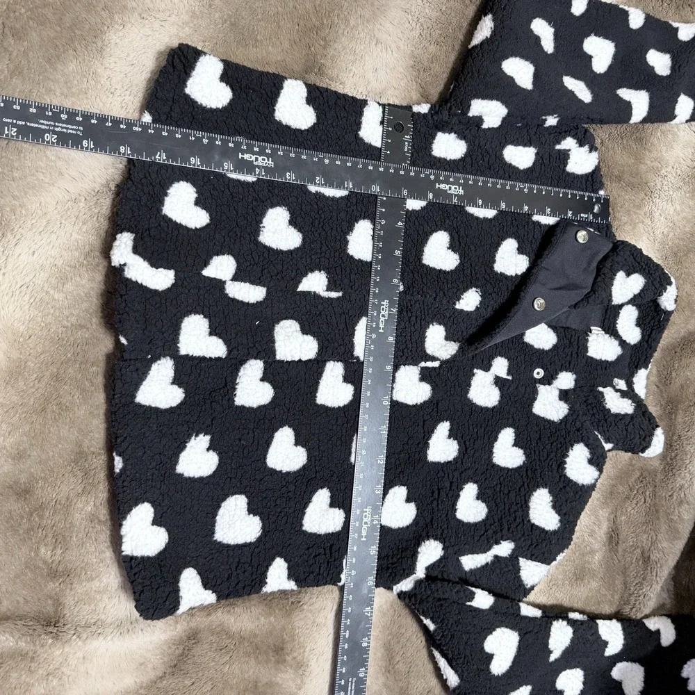 Love Squared Girls Black and White Heart Print Sherpa Snap-Front Fleece‎ Jacket